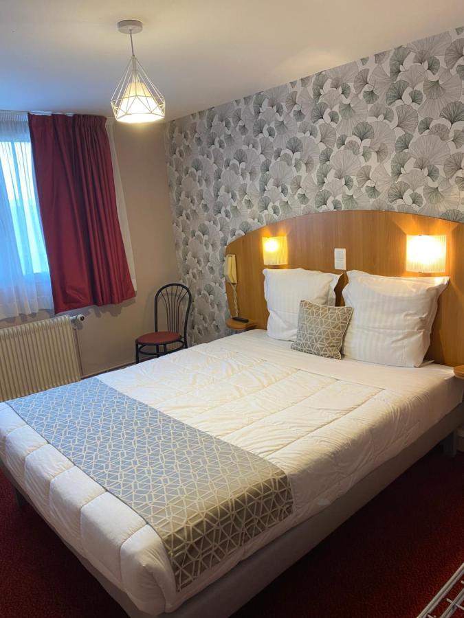 Logis - Et Restaurant Le Sofhotel Hotel Forges-les-Eaux