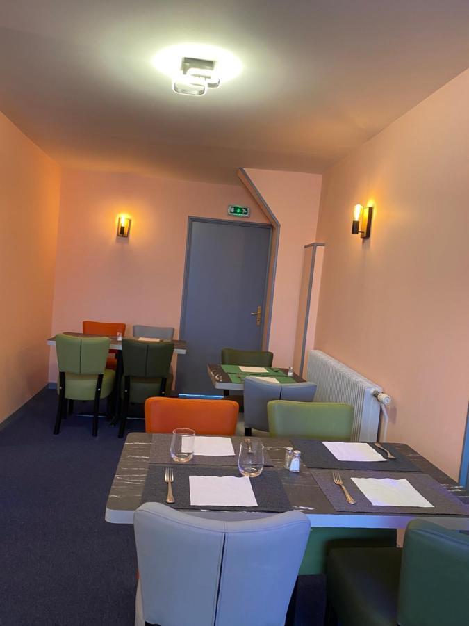 Hotel Logis - Et Restaurant Le Sofhotel 2*